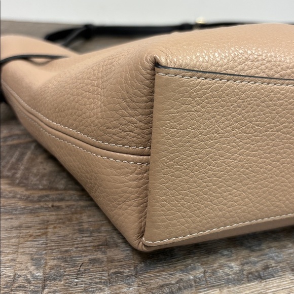 Coach Andy  Horse & Carriage Embossed Pebble Leather Crossbody - Picture 7 of 14